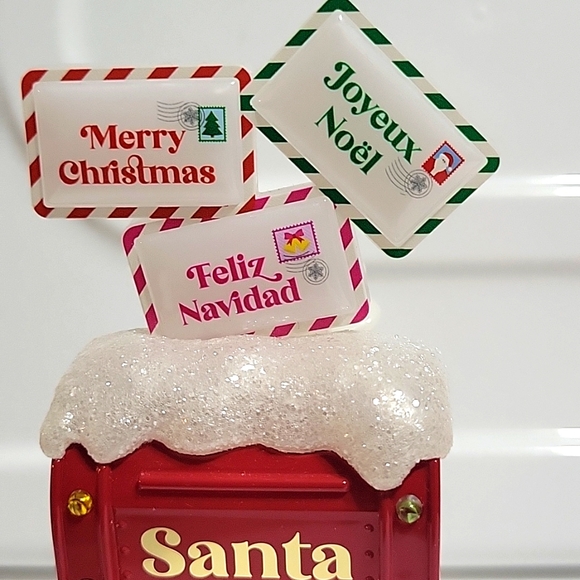 Bath & Body Works LETTERS TO SANTA MAIL Light Up Wallflower Plug-In Holder - NEW - Picture 3 of 4